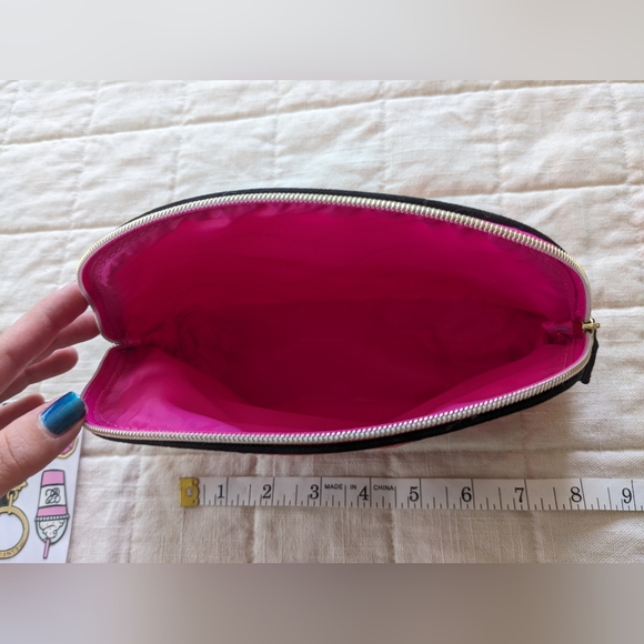 Estee Lauder Makeup Bag - Picture 2 of 3